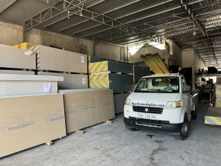 Bán lẻ tấm trần thạch cao