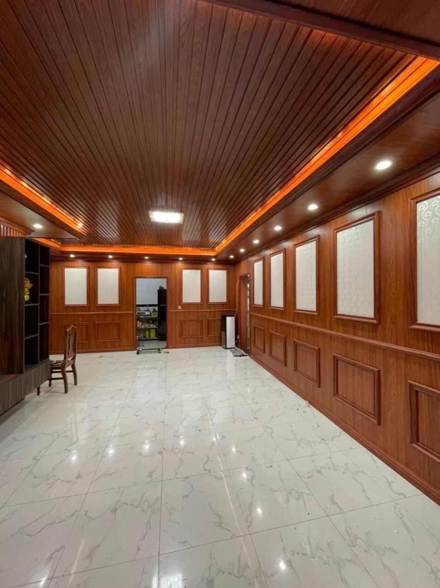 trần nhựa lam sóng