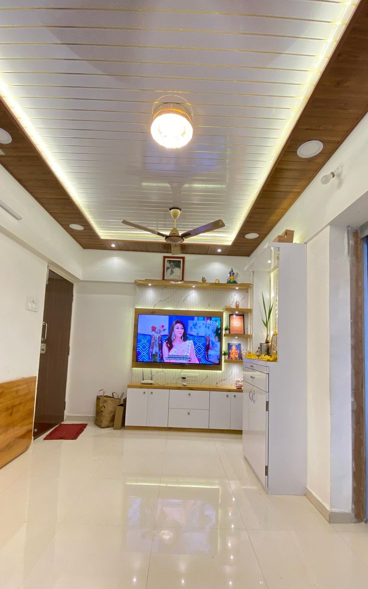 trần nhựa nano