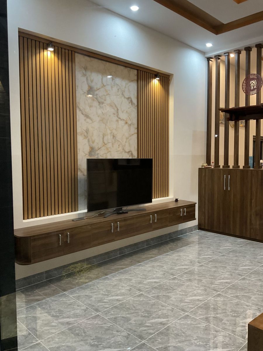 trần lam sóng ốp tường